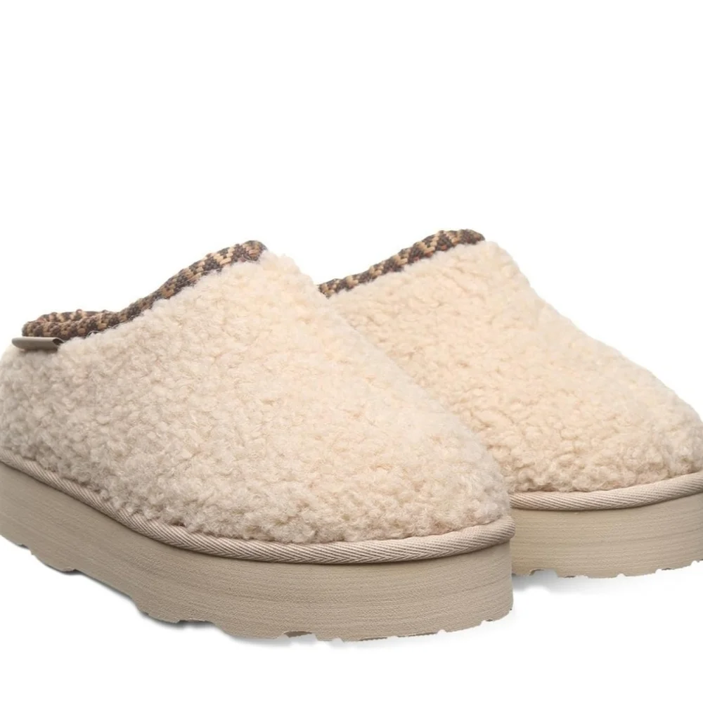 BEARPAW Snuggle Martis Youth Oat Size 4 | Youth's Slipper | Youth's Shoe | New